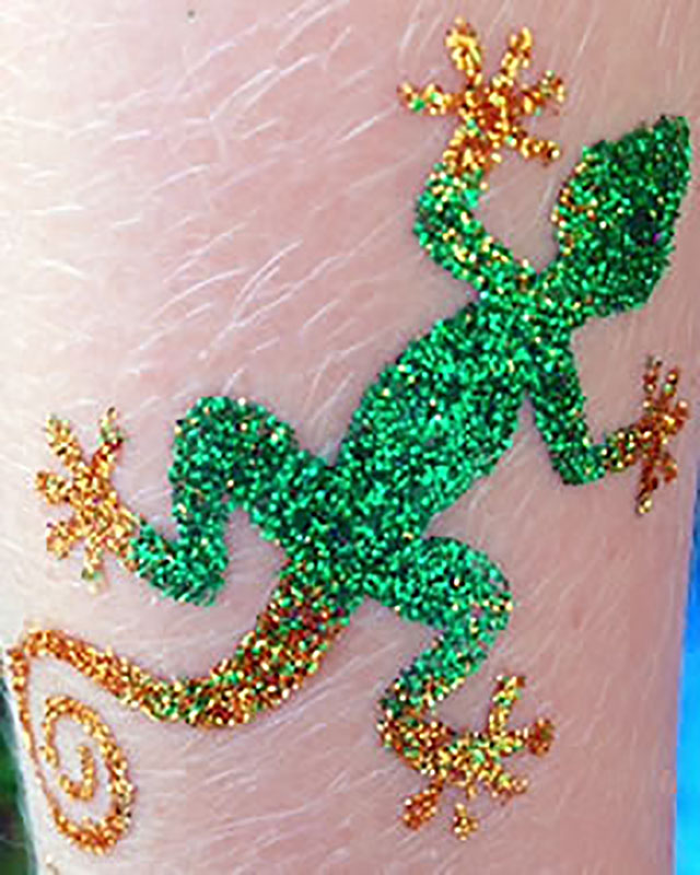A fun glittery gecko tattoo